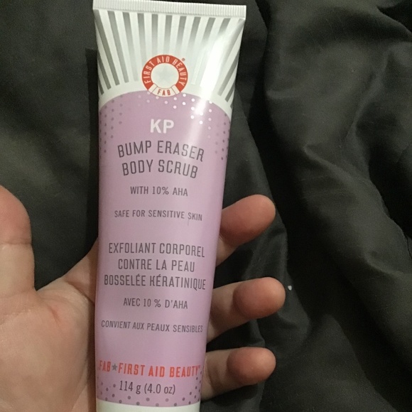First aid beauty bump eraser new